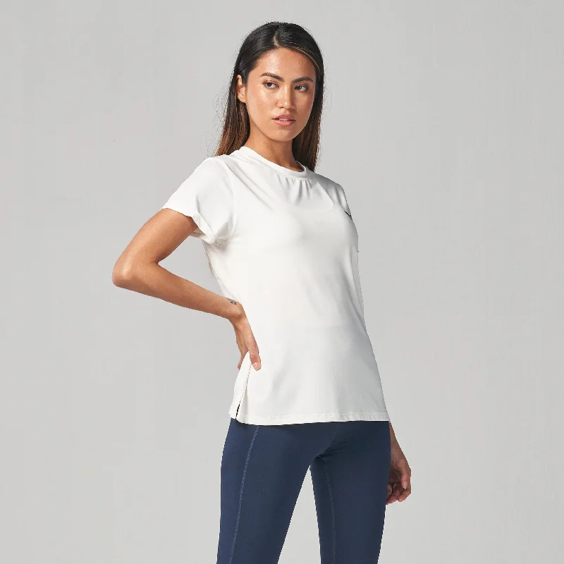 Luxe Women's Fashion Essential Relaxed Fit Tee - Pearl White