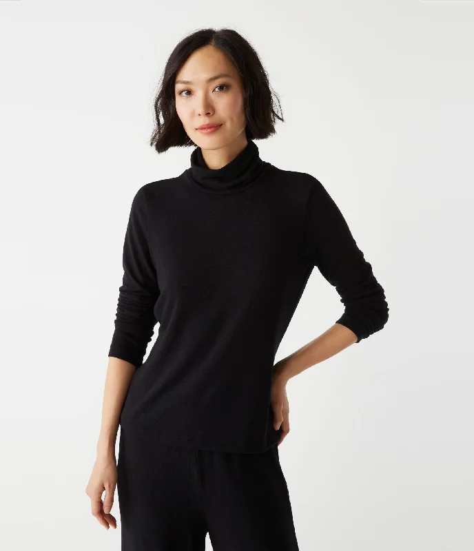 Women's Professional Attire Hadley Turtleneck