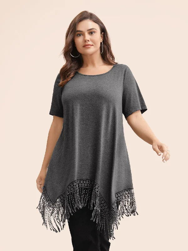 Women's Work Apparel Solid Round Neck Lace Fringe Hem T-shirt