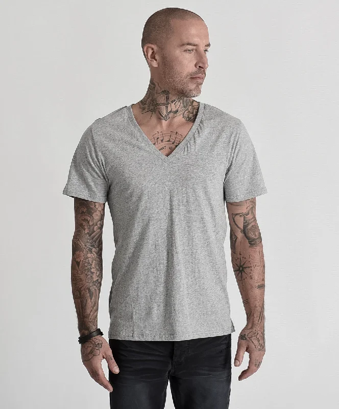 Current Trends DEEP V COTTON TEE