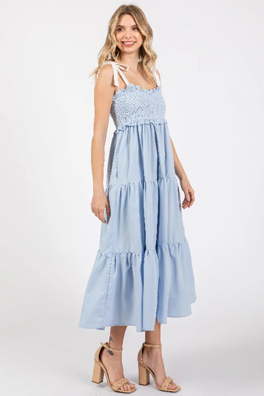 Casual Style for Busy Women Light Blue Sleeveless Tiered Colorblock Strap Maxi Dress