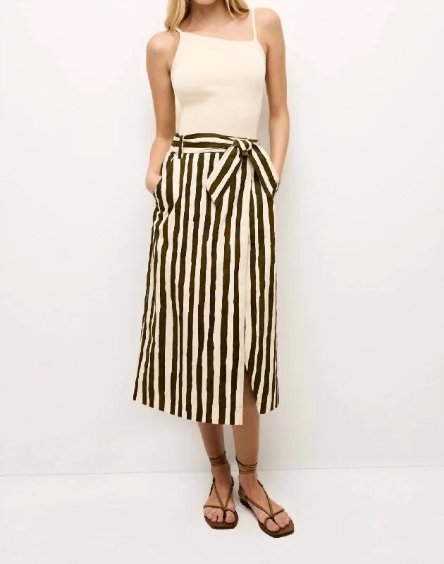 Clothing Woman Marti Skirt In Macadamia