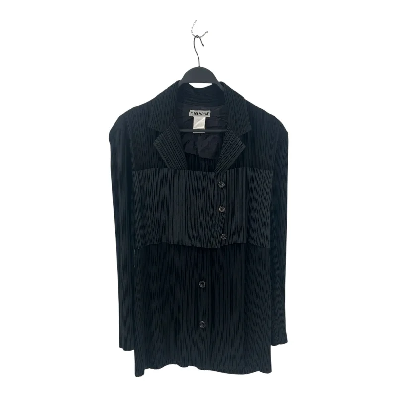 Exclusive Women's Fashion Collection ISSEY MIYAKE/CrossOver/Pleated/Jacket/Black/Polyester