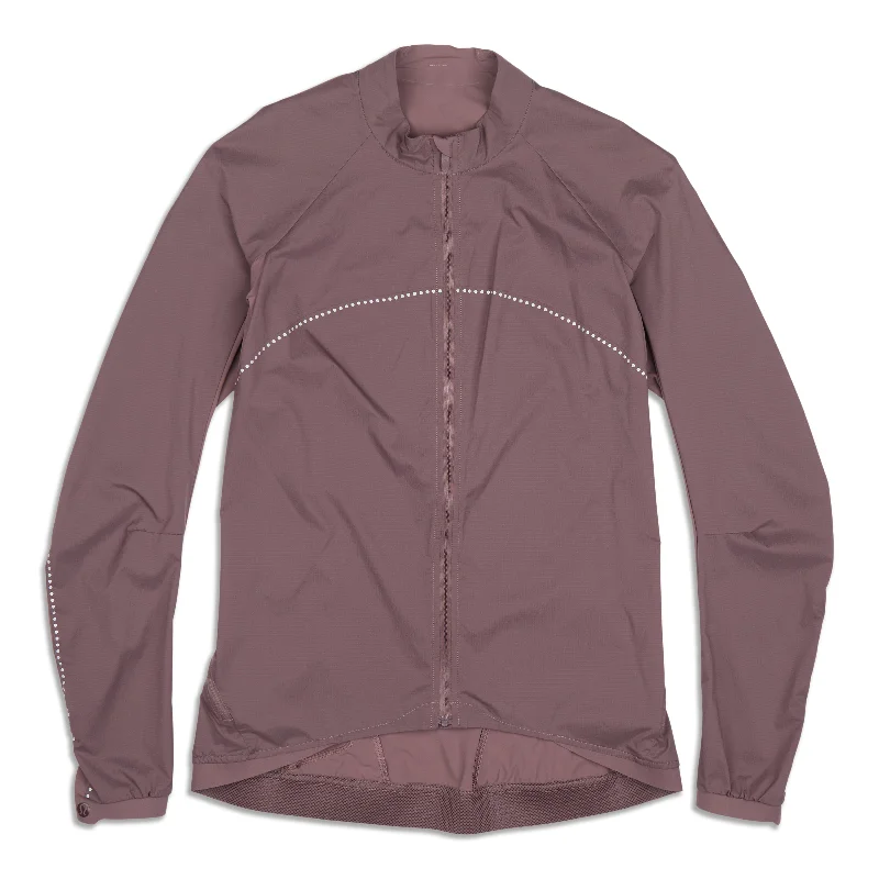 Laid-Back Elegance City To Summit Cycling Jacket - Resale